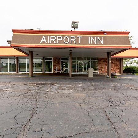 Oyo Hotel At Chicago Rockford International Airport, Il Ngoại thất bức ảnh